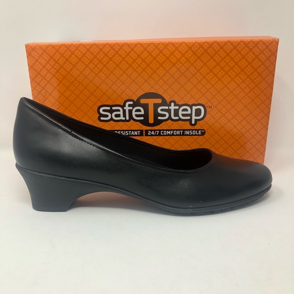 Safe T Step Womens Slip Resistant Heels 